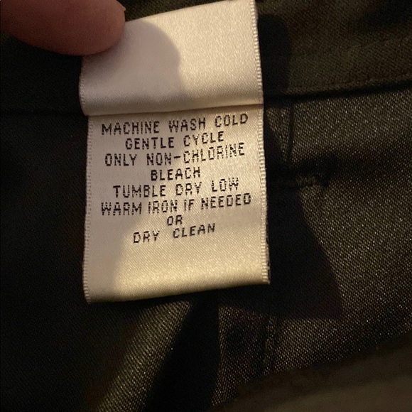 Women’s Talbots Dark Olive Green Skirt, size 8. - Picture 5 of 6